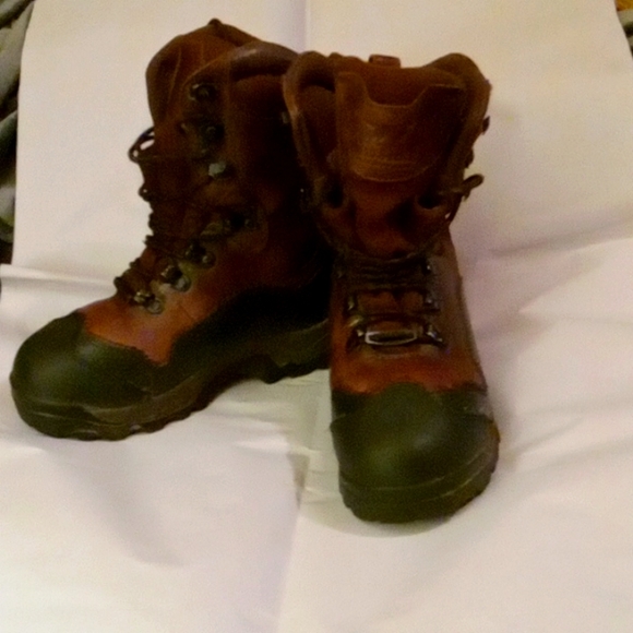 Irish Setter Shoes - Irish Setter steel toe snow Trac boots 6